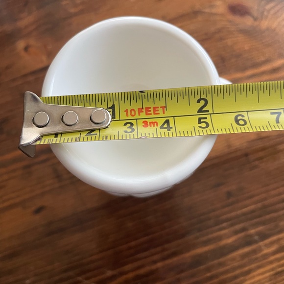 Set of 2 White Chick / Hen Egg Cups - Picture 6 of 6